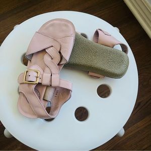 whim wander pink leather sandels